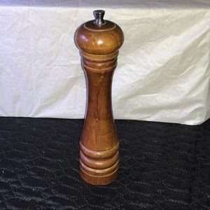 Mr. Dudley Pepper Grinder